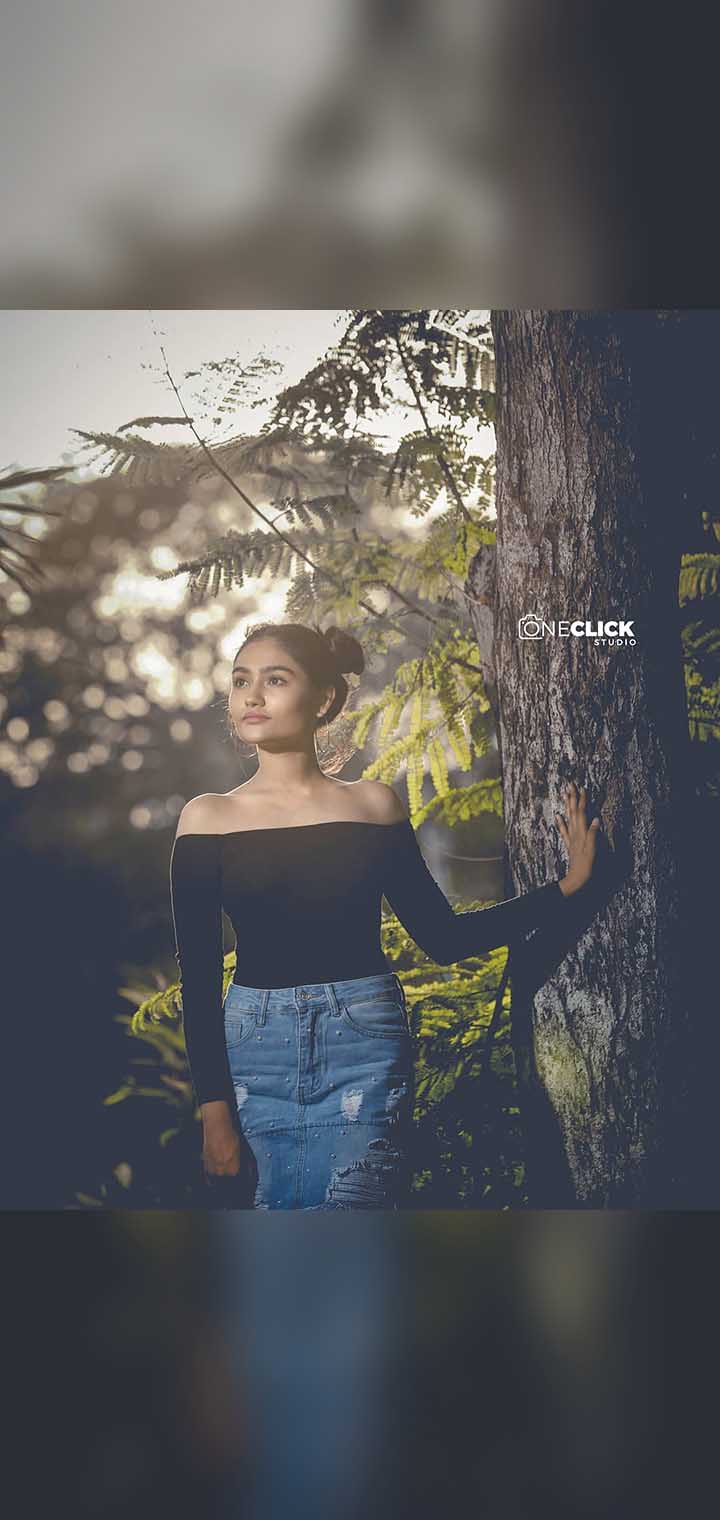 One Click Studio Pose Image