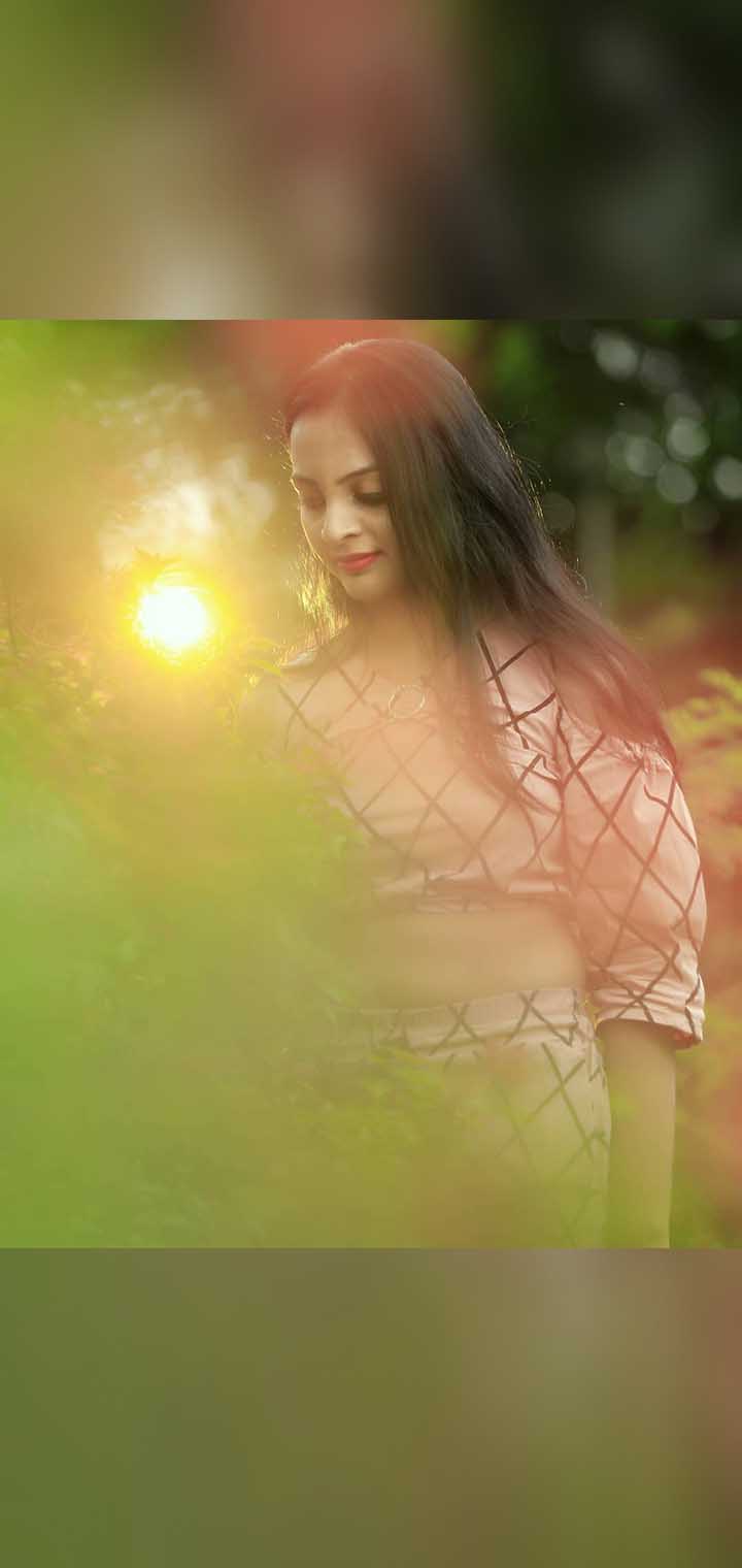 One Click Studio Pose Image