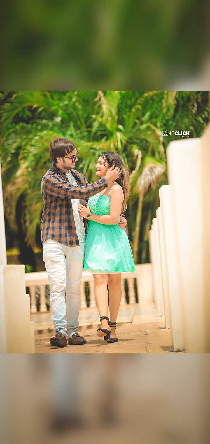 One Click Studio Pose Image