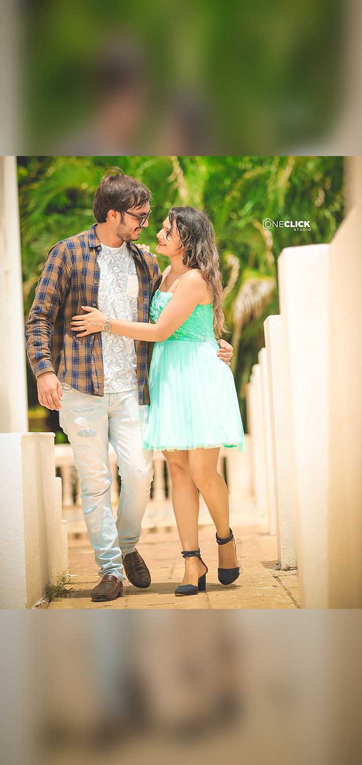 One Click Studio Pose Image