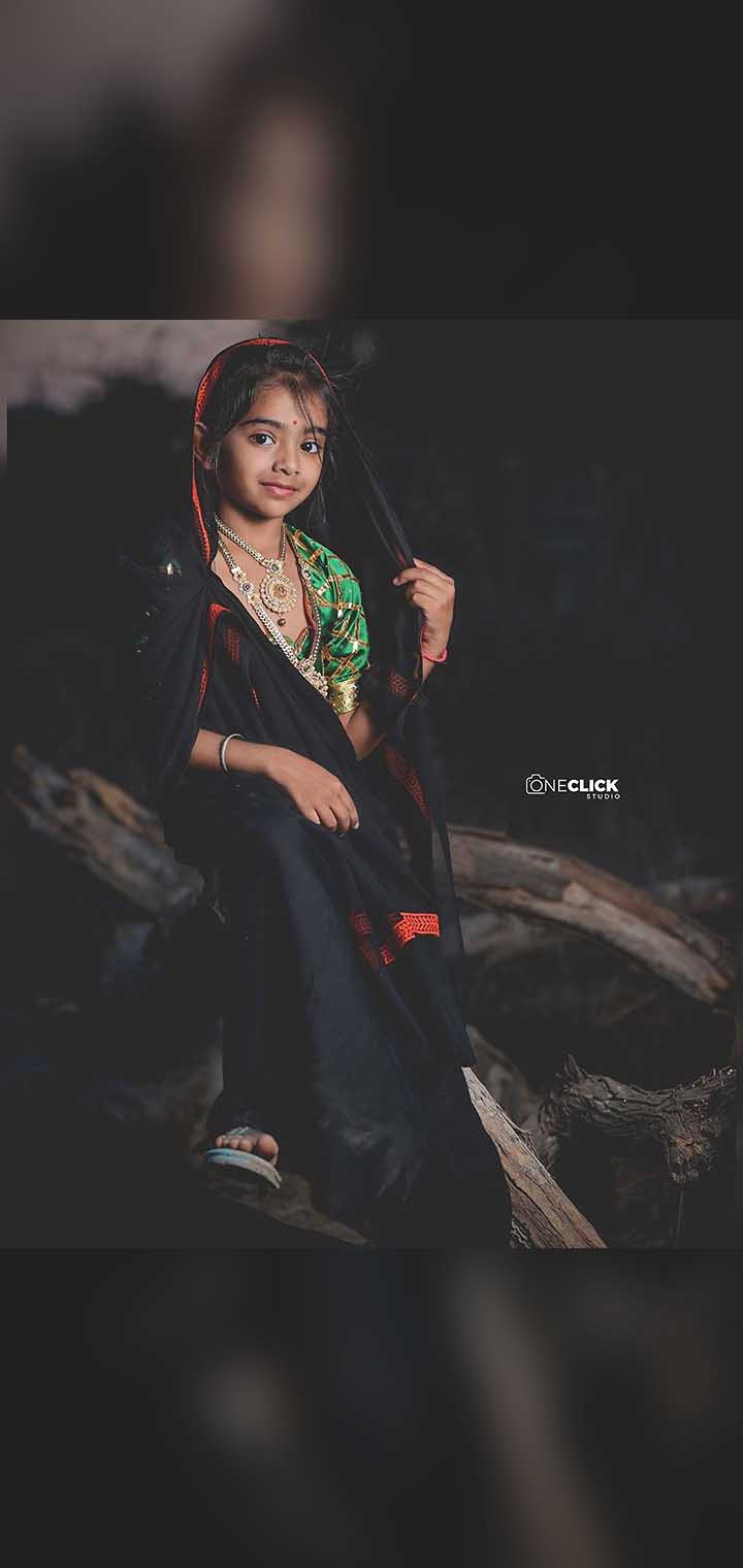 One Click Studio Pose Image