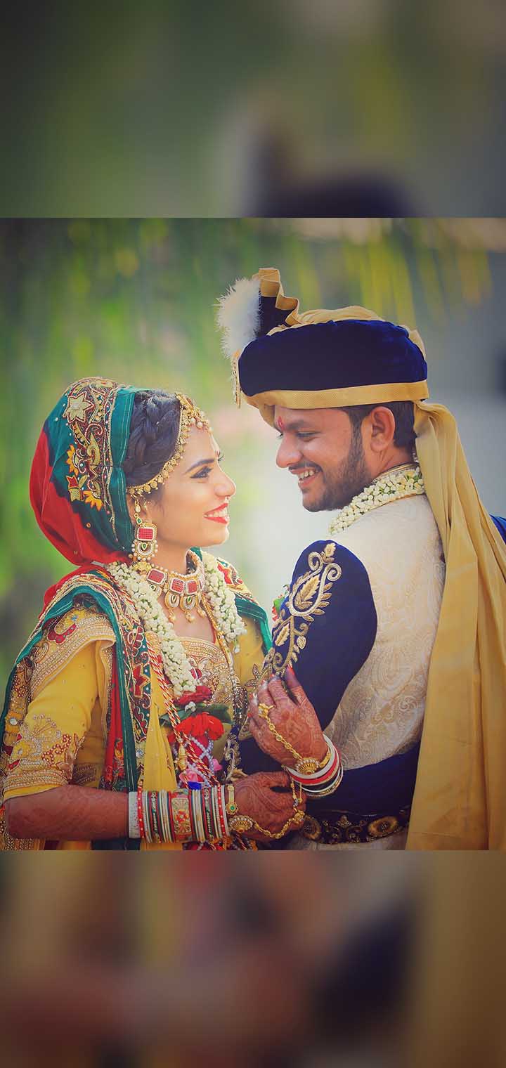 One Click Studio Pose Image