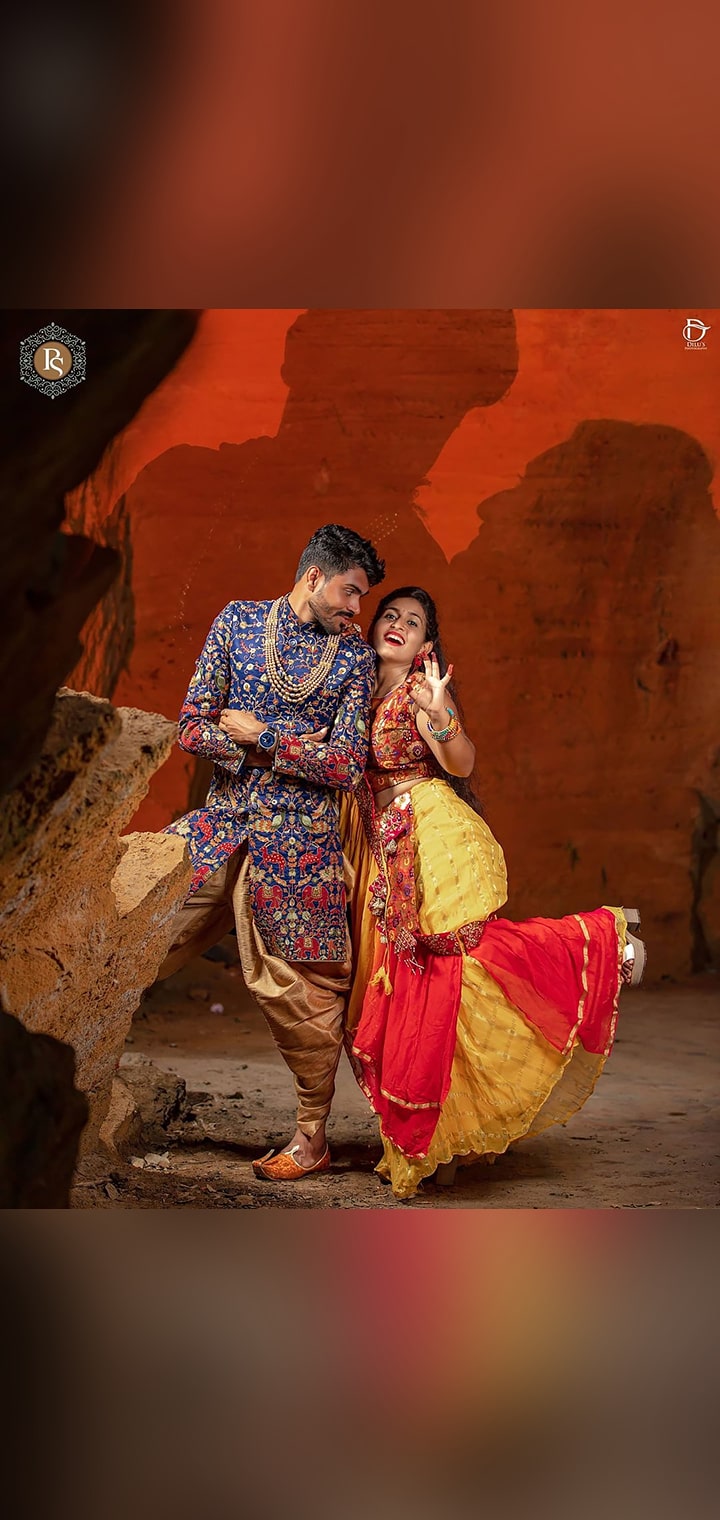 Dilus Photography Pose Image