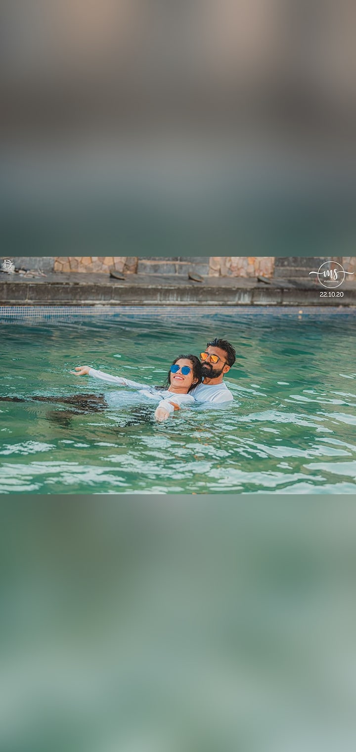 Dilus Photography Pose Image