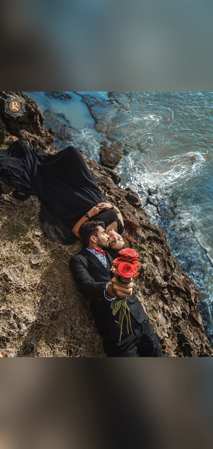 Dilus Photography Pose Image