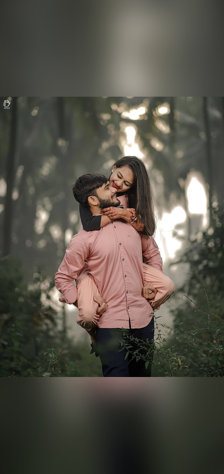 Dilus Photography Pose Image