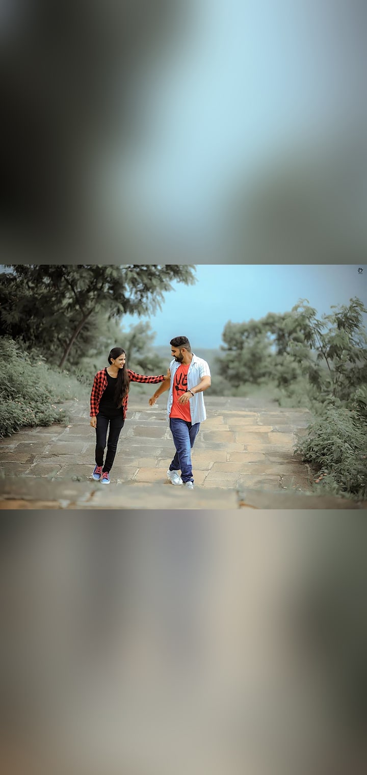 Dilus Photography Pose Image