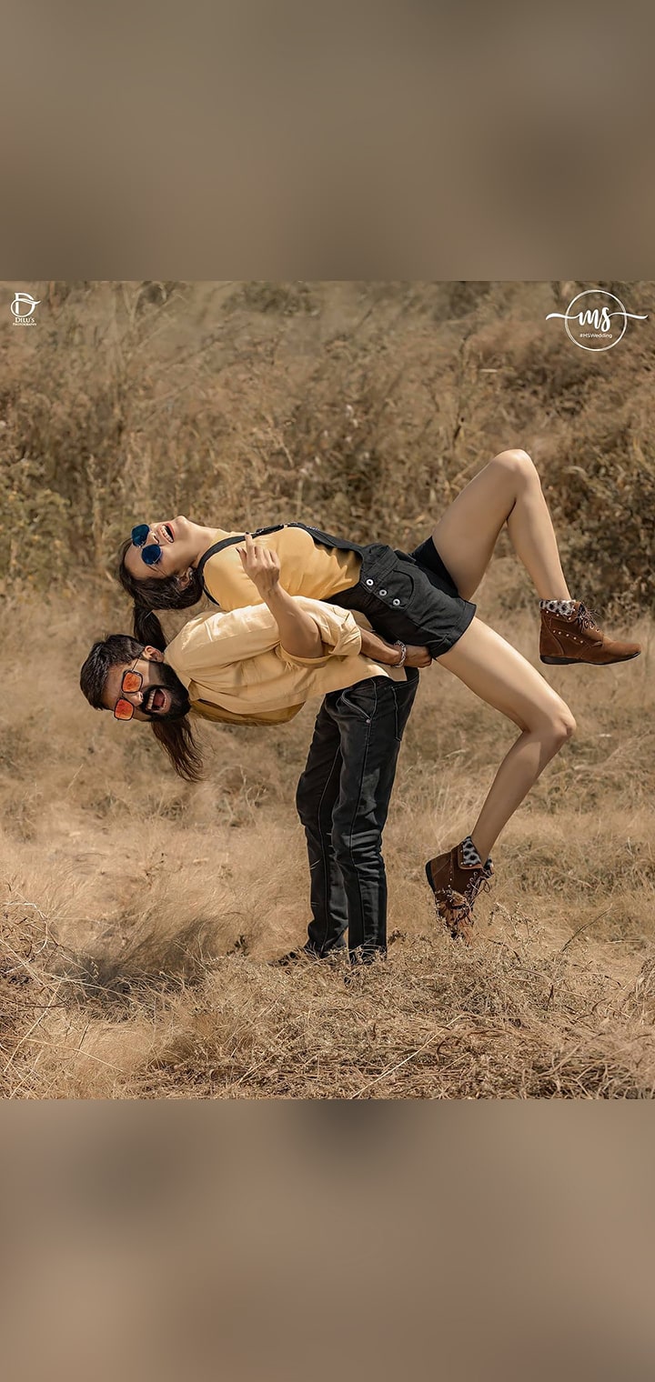 Dilus Photography Pose Image