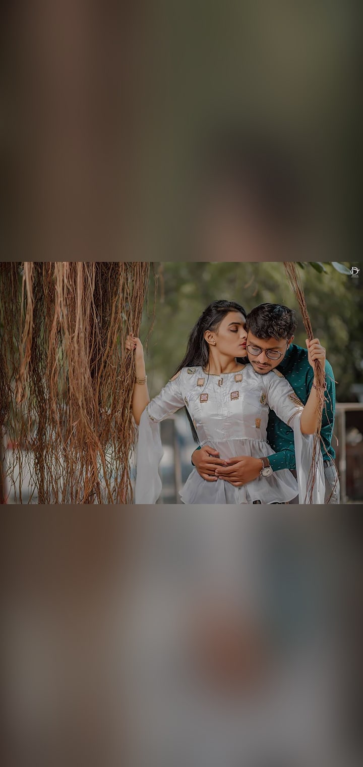 Dilus Photography Pose Image