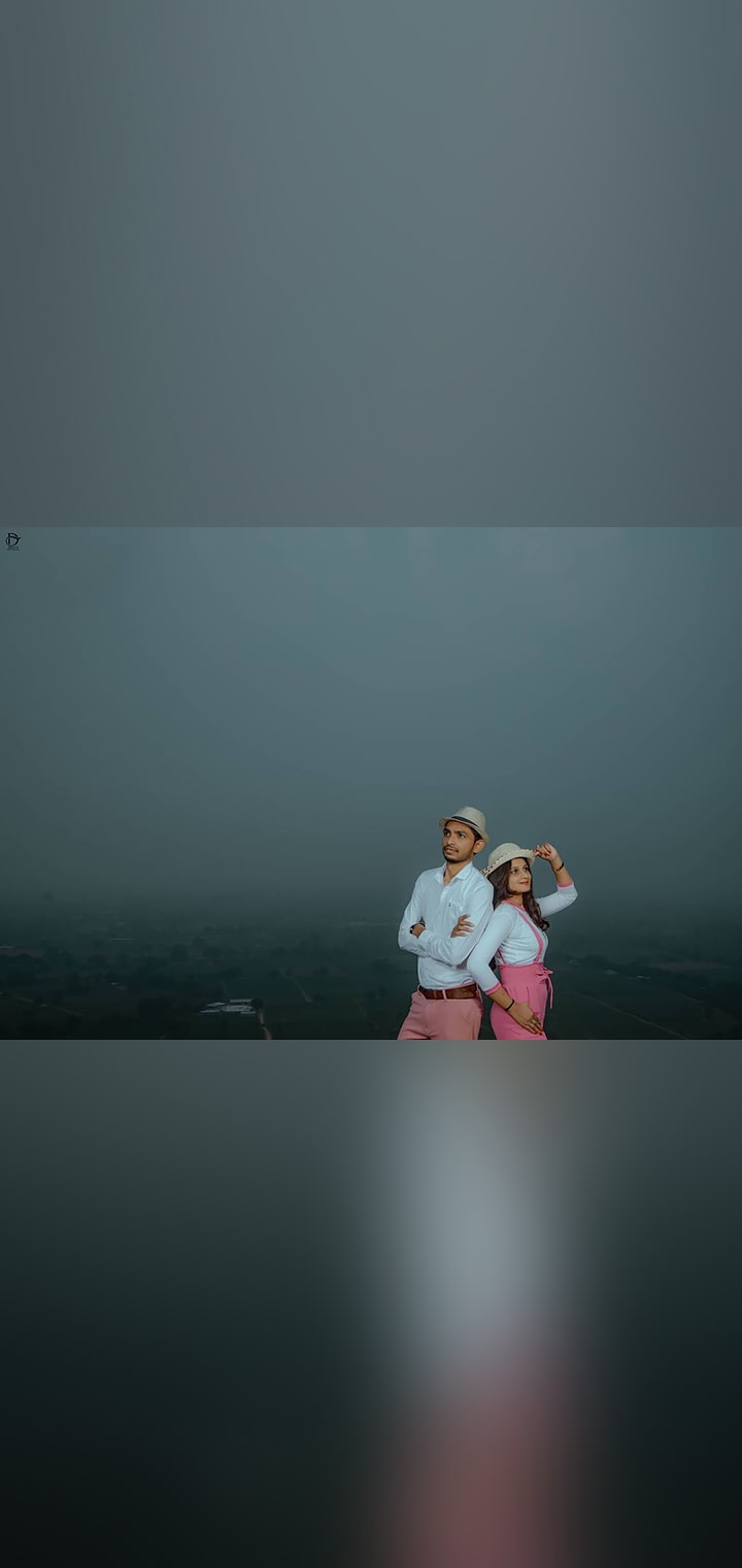 Dilus Photography Pose Image
