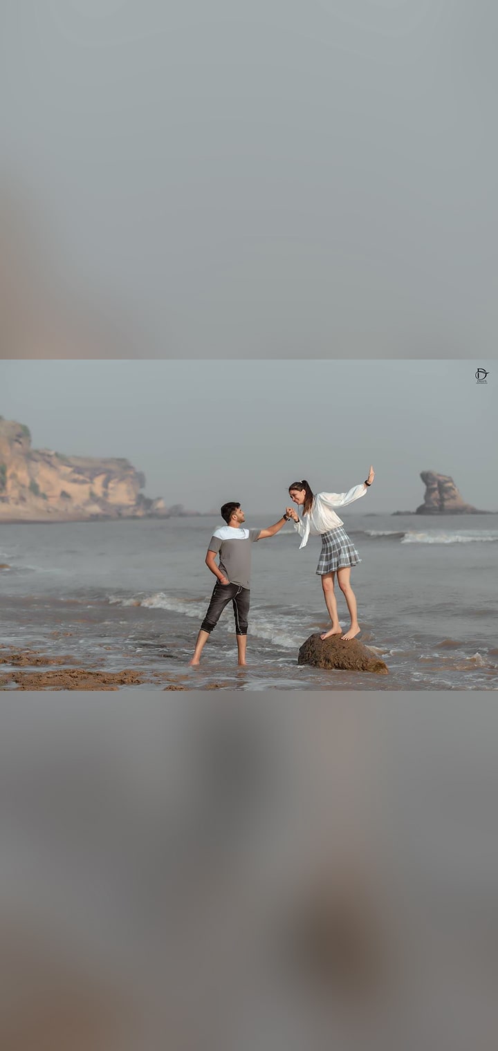 Dilus Photography Pose Image