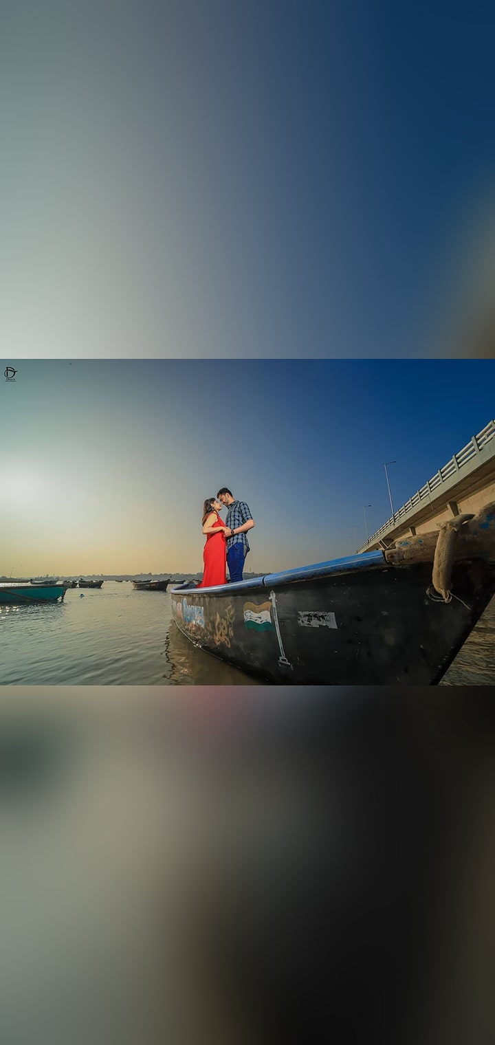 Dilus Photography Pose Image