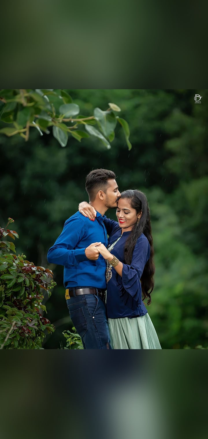 Dilus Photography Pose Image