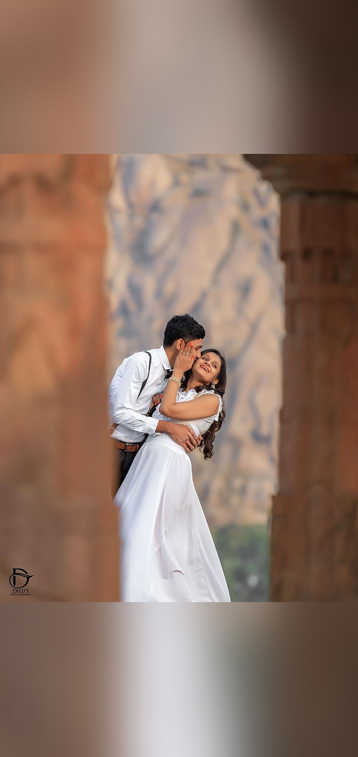 Dilus Photography Pose Image