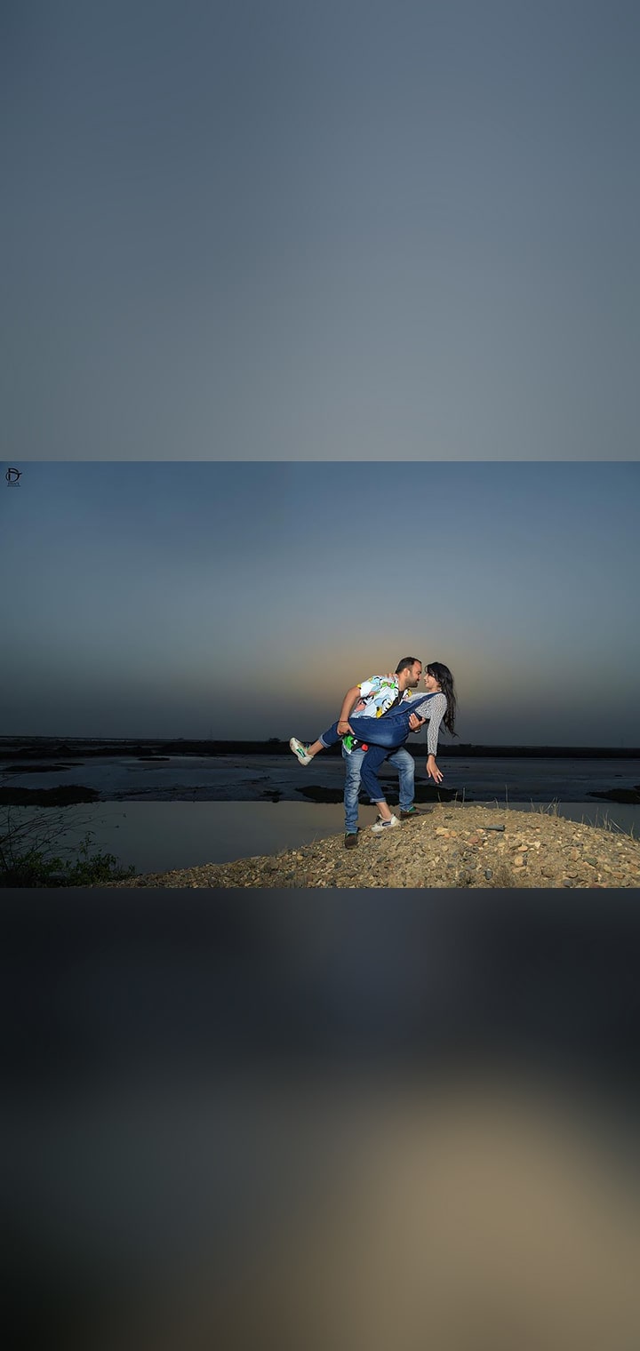 Dilus Photography Pose Image