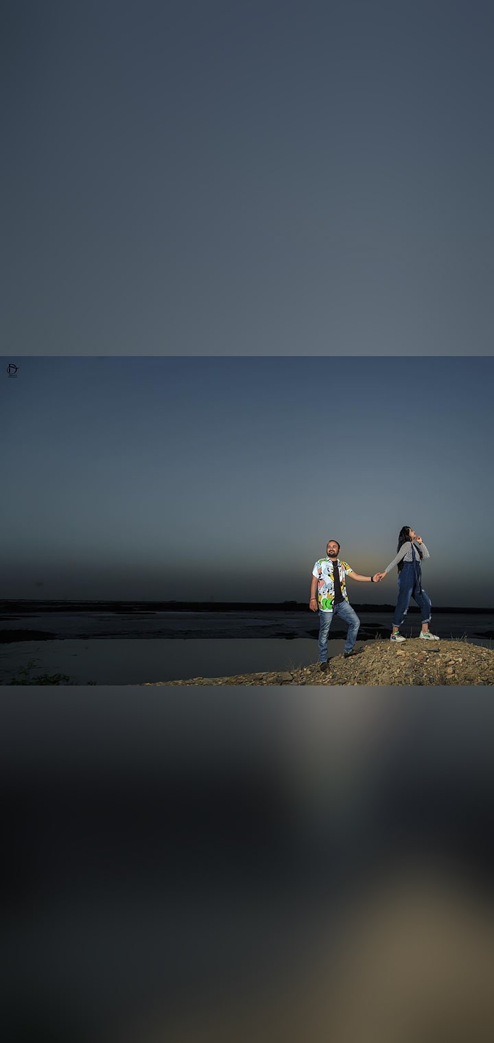 Dilus Photography Pose Image