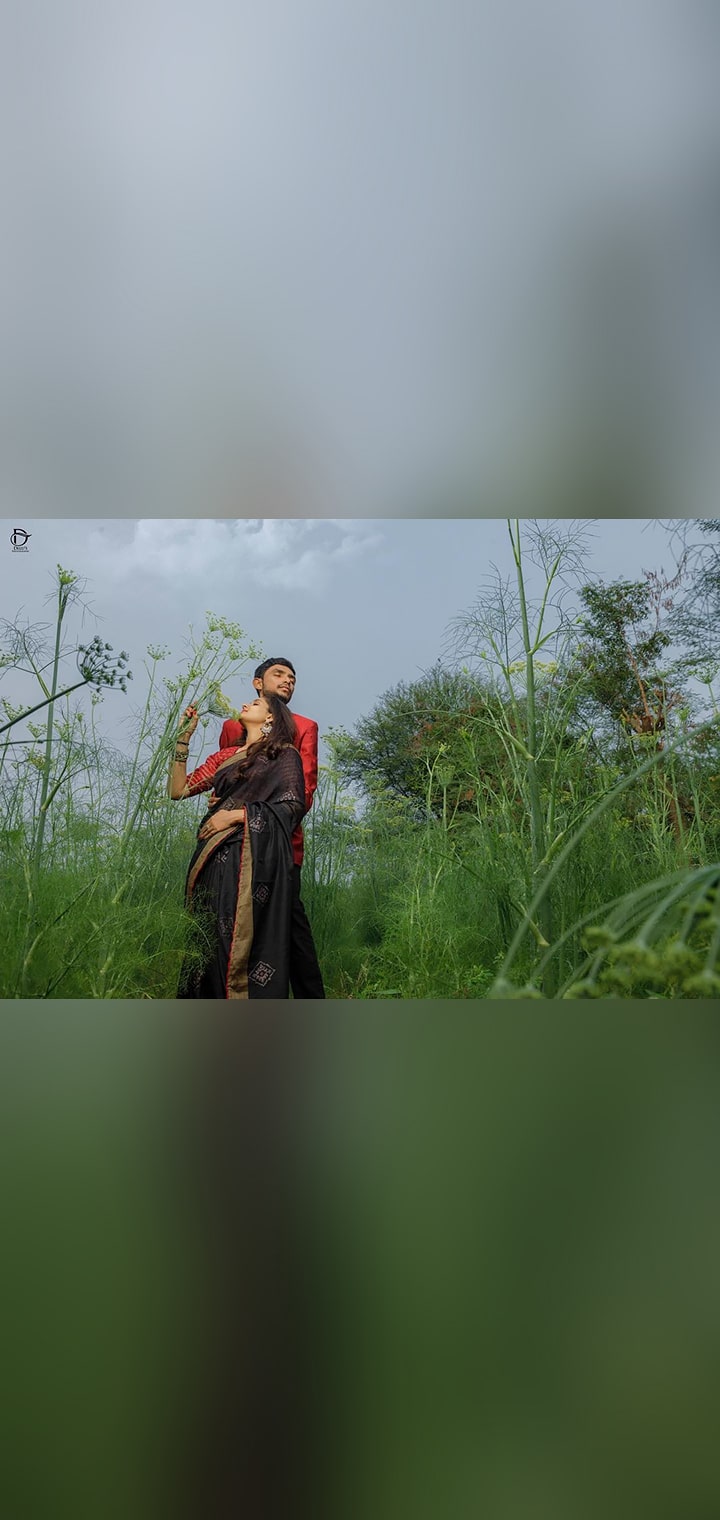 Dilus Photography Pose Image