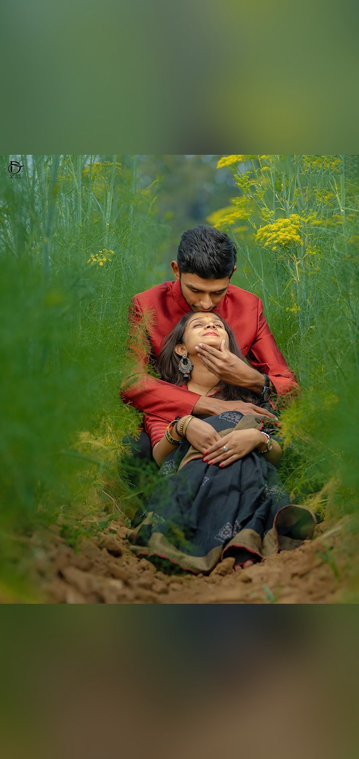 Dilus Photography Pose Image