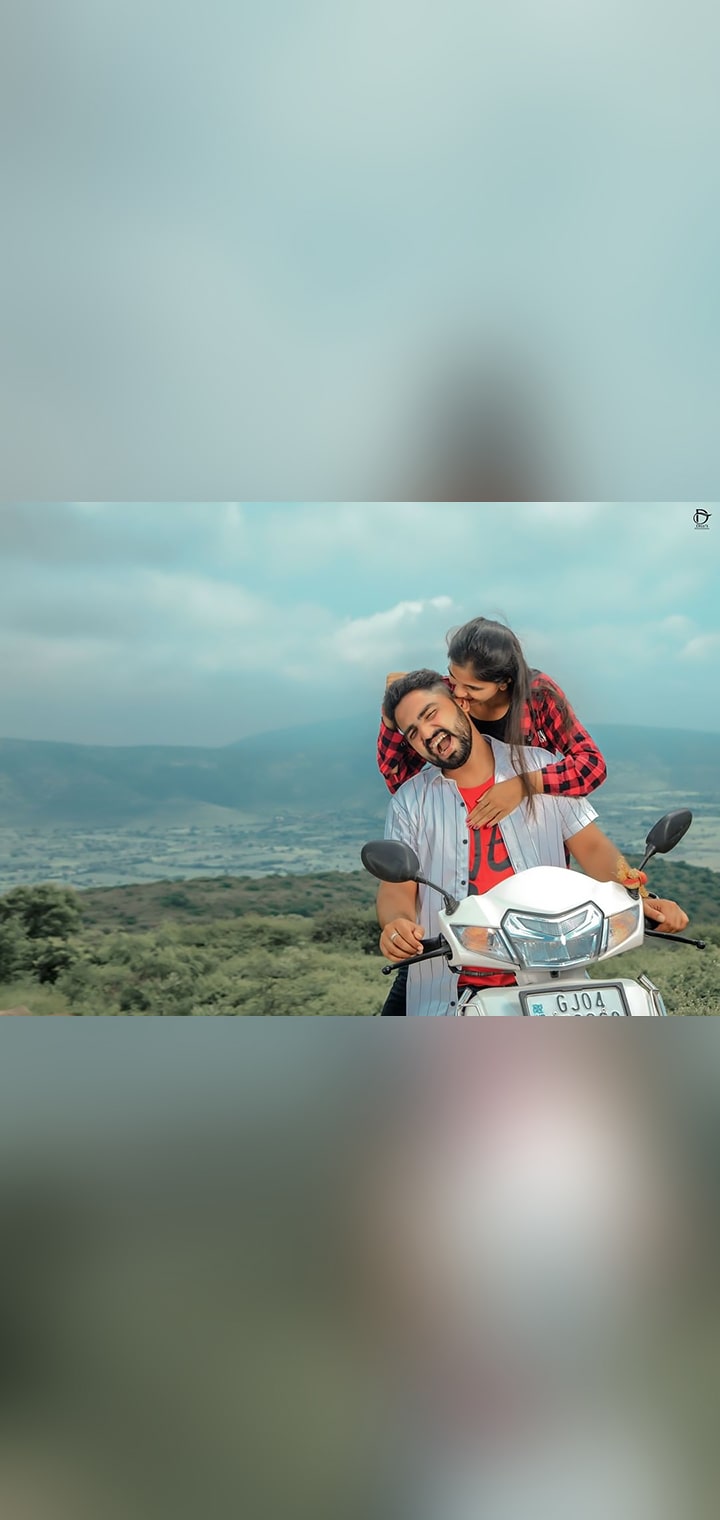 Dilus Photography Pose Image