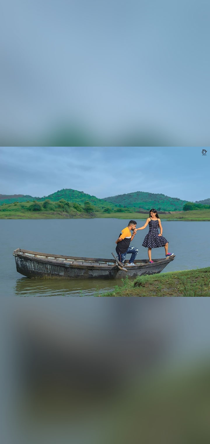 Dilus Photography Pose Image