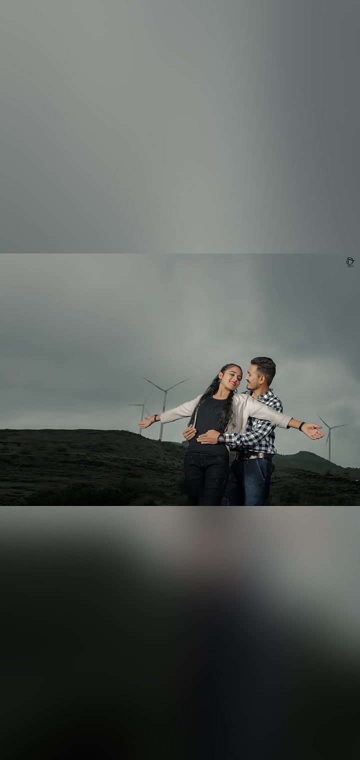 Dilus Photography Pose Image