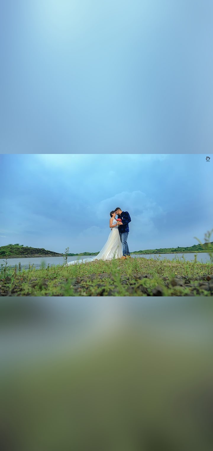 Dilus Photography Pose Image