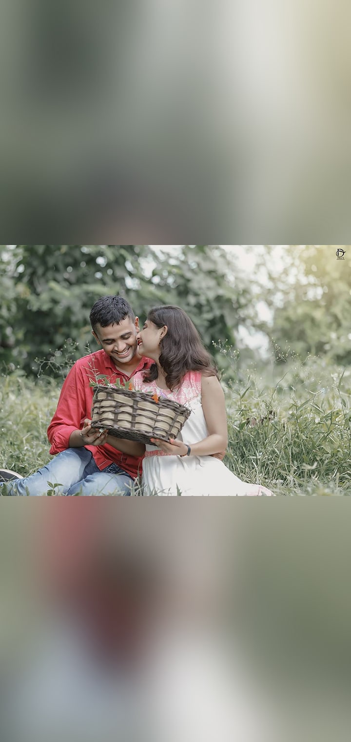 Dilus Photography Pose Image