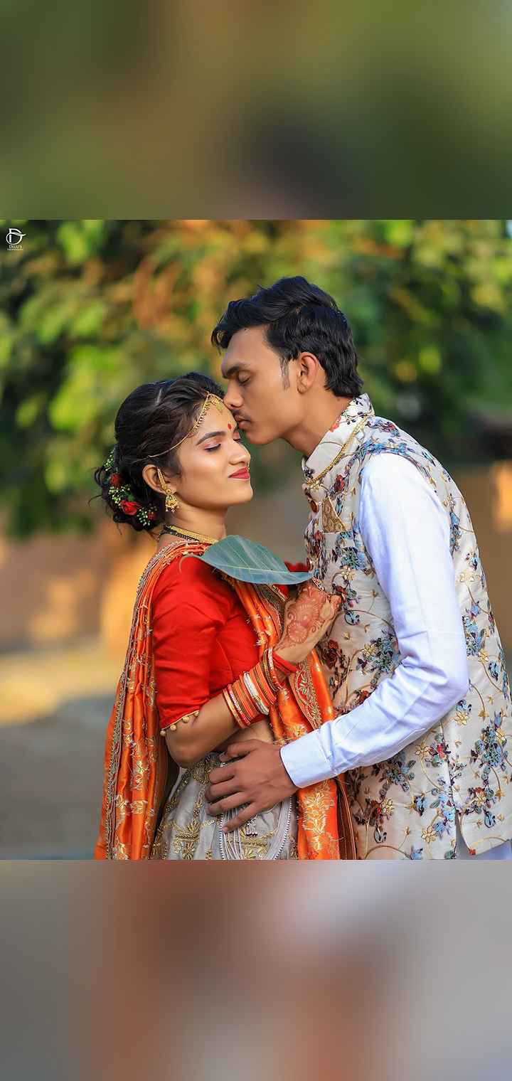 Dilus Photography Pose Image